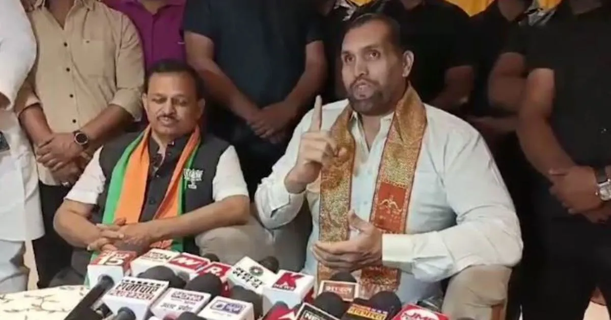 “कानपुर में आए ‘महाबली खली’, लोगों की भारी भीड़ ने भर दी सड़कें”