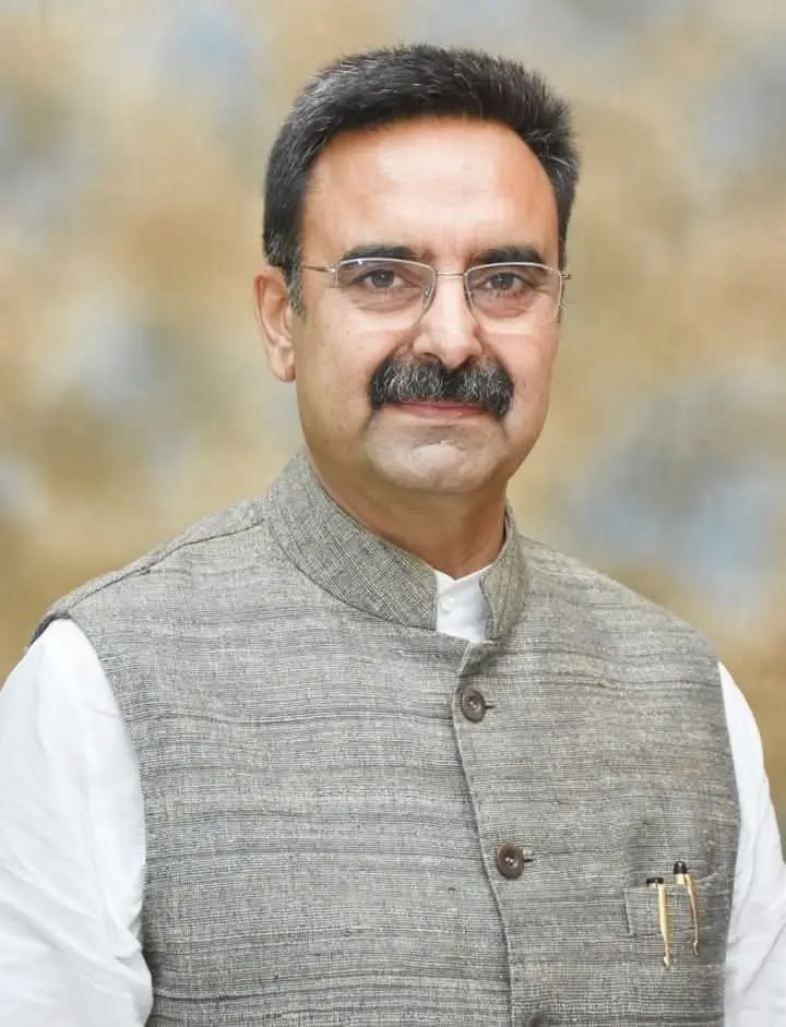 हरविंद्र कल्याण की मेहनत ला रही रंग, पंडित दीनदयाल उपाध्याय मेडिकल यूनिवर्सिटी में जल्द शुरू होगी ओपीडी
